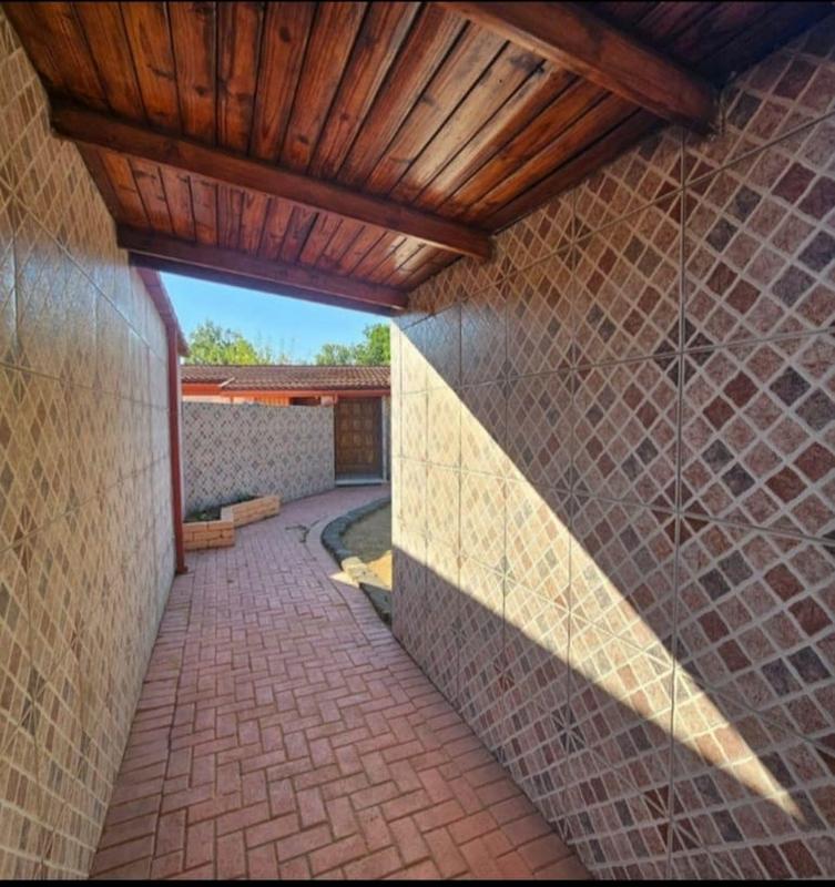 3 Bedroom Property for Sale in Sasolburg Free State